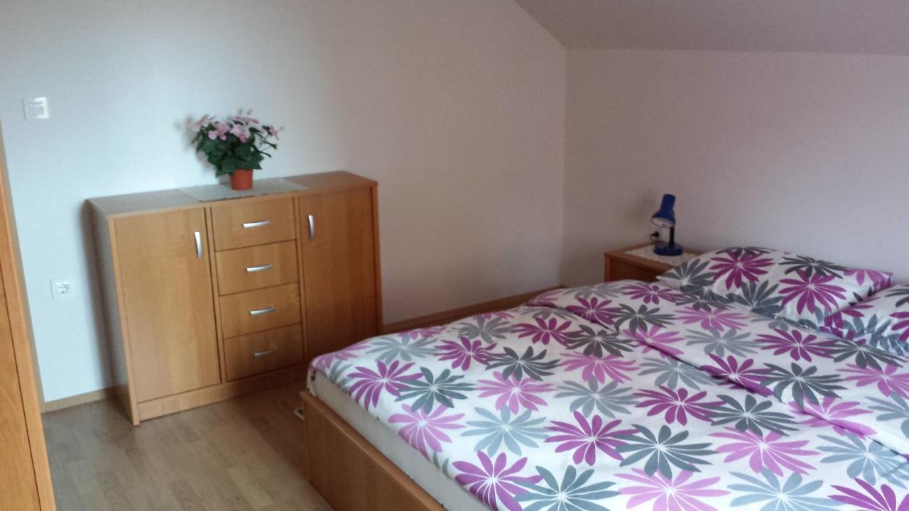 Apartment House Sumrak Bizeljsko Kültér fotó