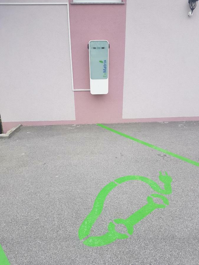 Apartment House Sumrak Bizeljsko Kültér fotó